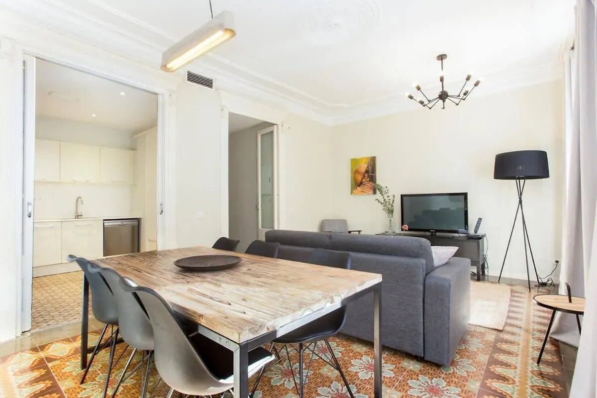 4 Bedroom Apartment With A Balcony In Las Ramblas 2 2 巴塞罗那